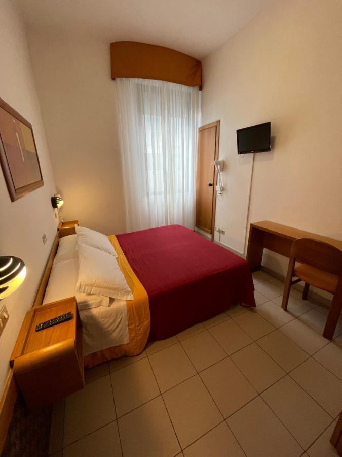 Hotel Arpa Rimini Exterior photo