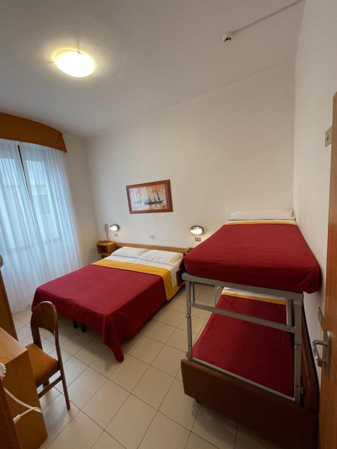 Hotel Arpa Rimini Exterior photo