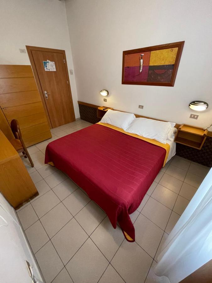 Hotel Arpa Rimini Exterior photo