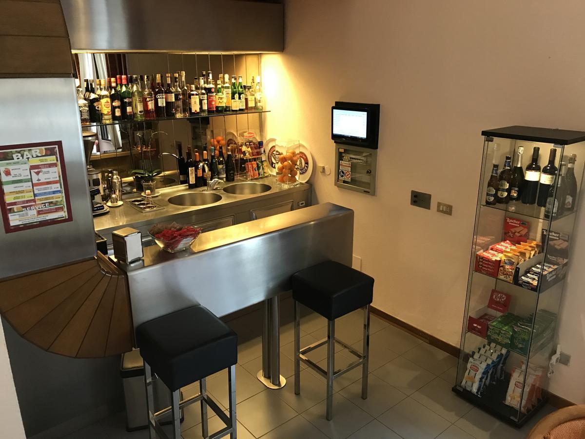 Hotel Arpa Rimini Exterior photo