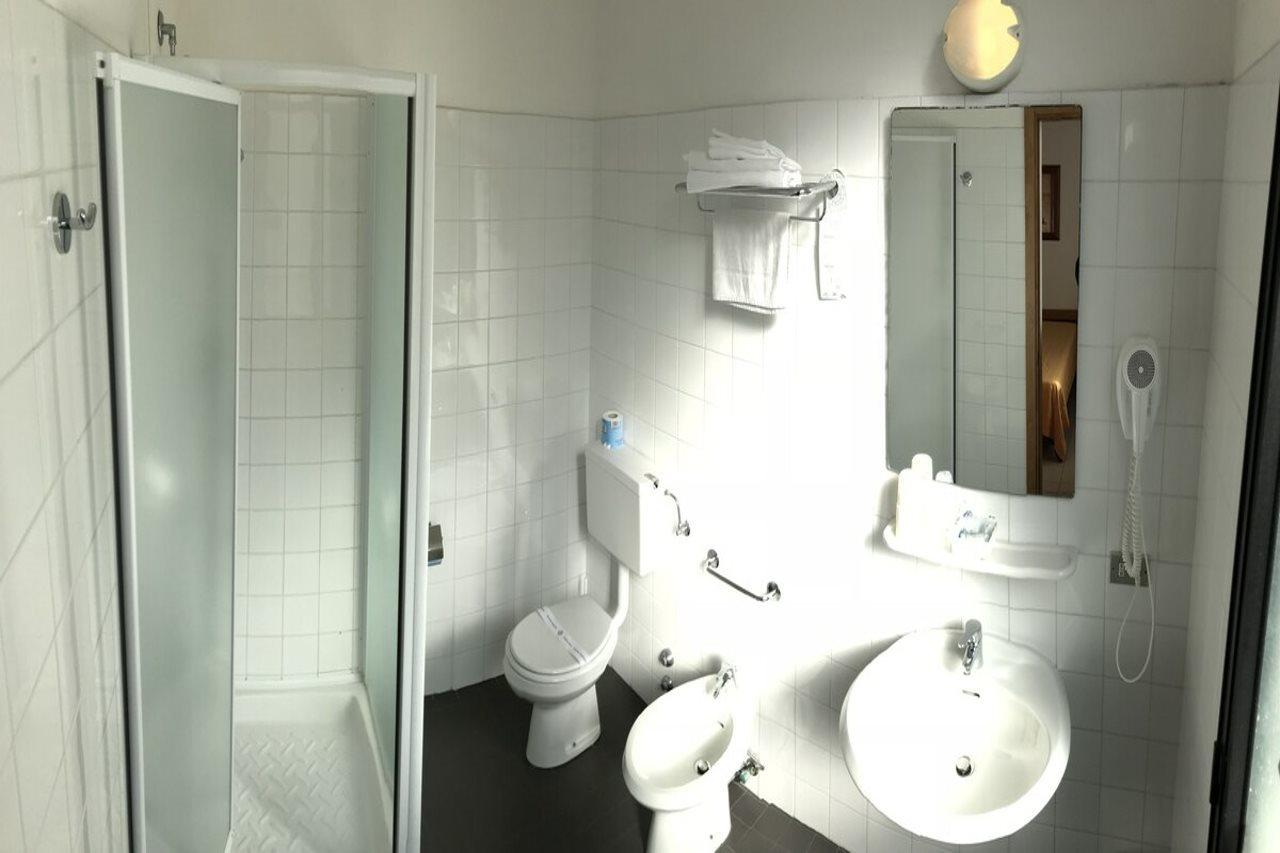 Hotel Arpa Rimini Exterior photo