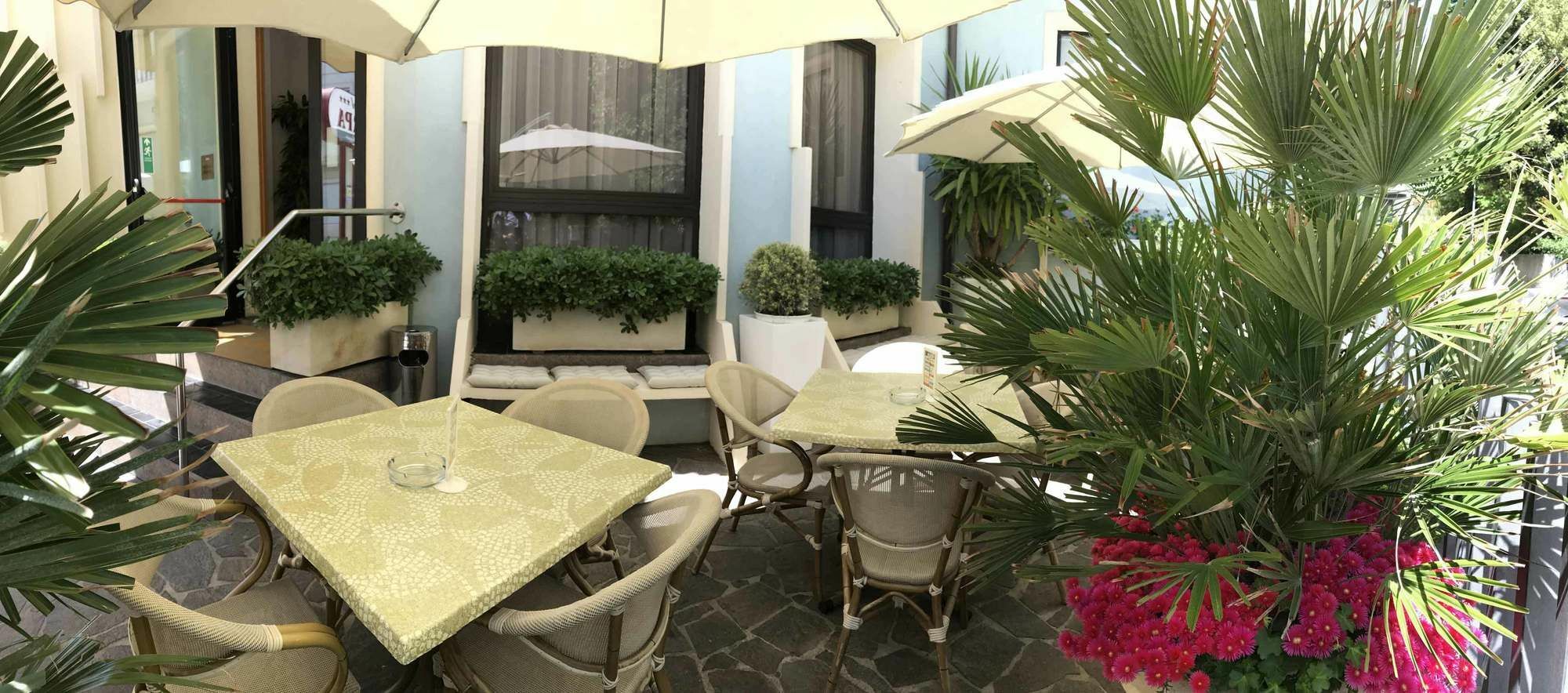 Hotel Arpa Rimini Exterior photo
