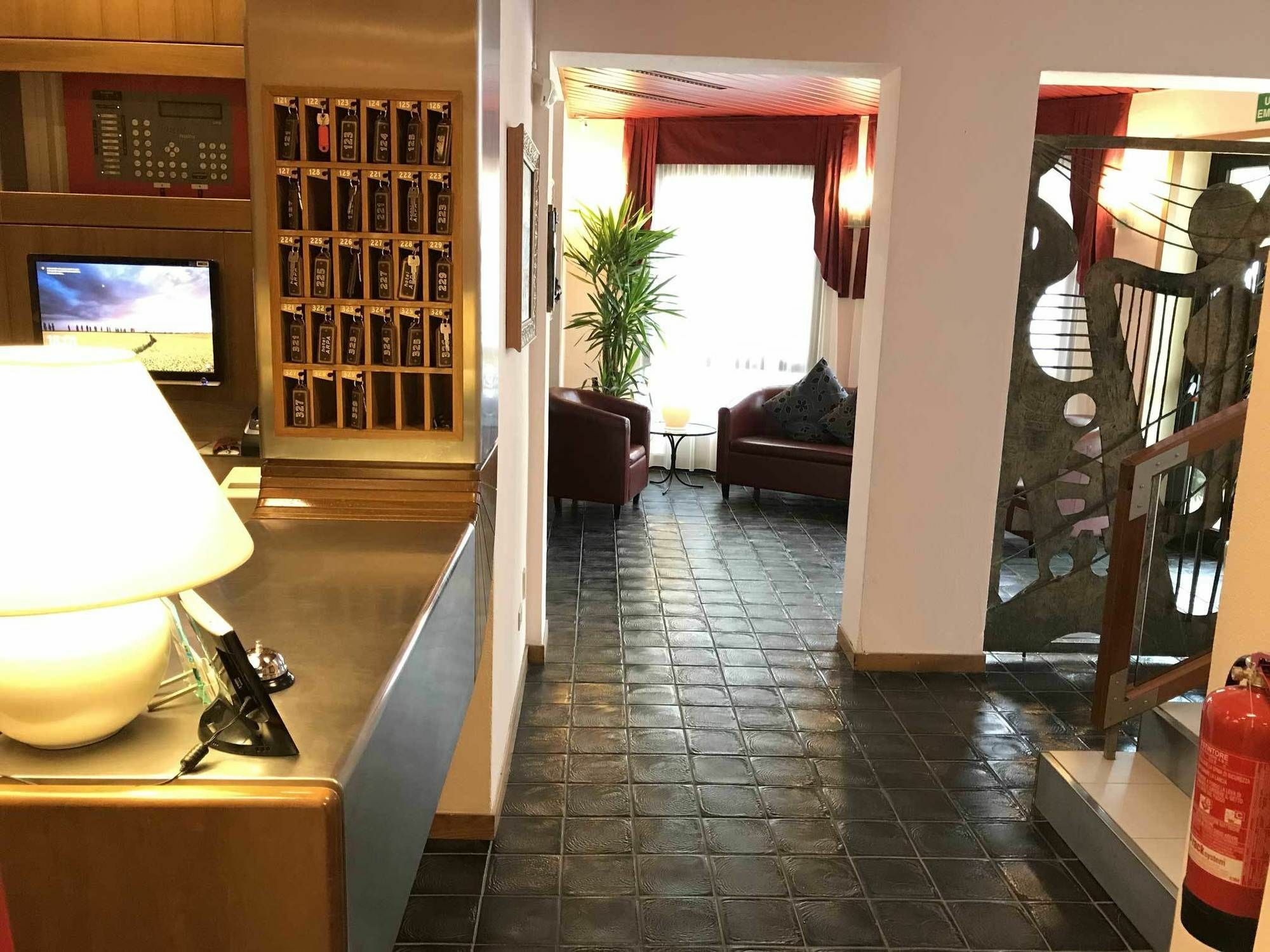 Hotel Arpa Rimini Exterior photo